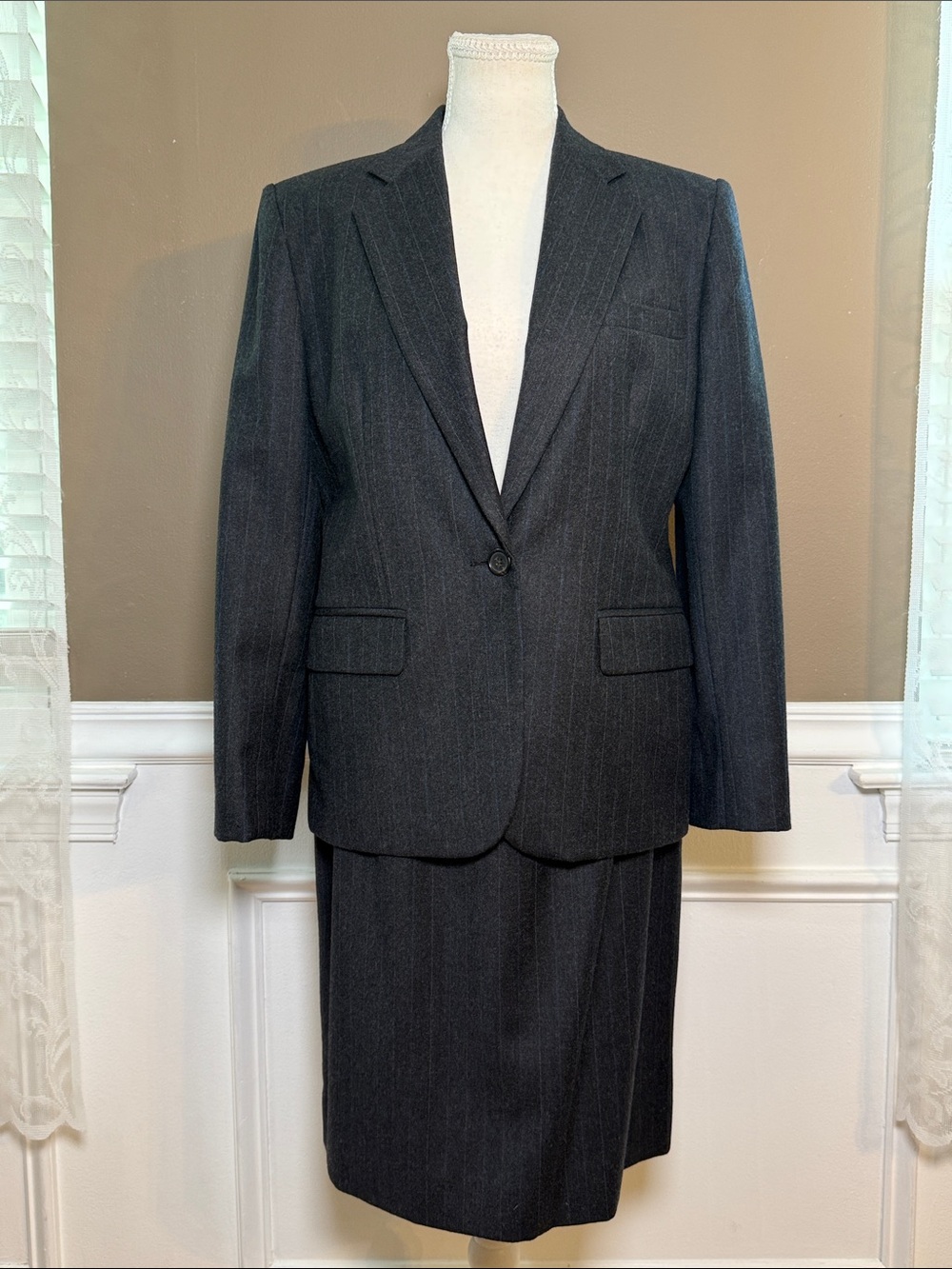 Lauren Ralph Lauren 100% Wool Pinstripe Skirt Suit Set 8 Petite Y2K